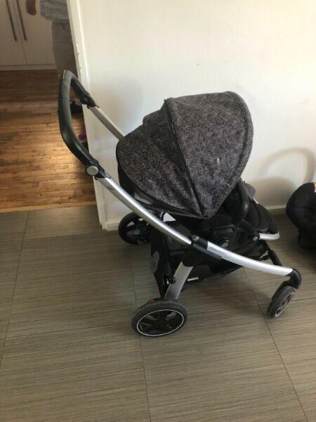 Bebe Comfort Elia Pram and Travel Set 