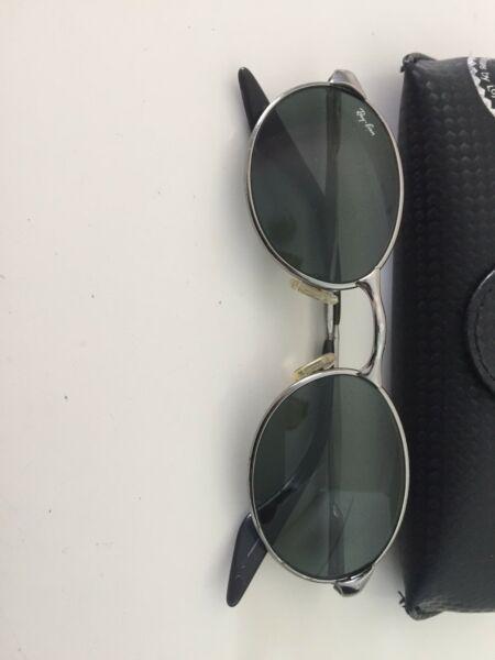 Vintage Bausch and Lomb Ray Bans 