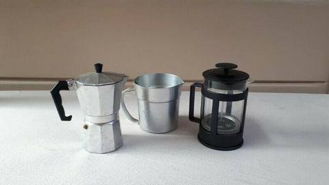 Coffee plunger & tea/coffee roaster 
