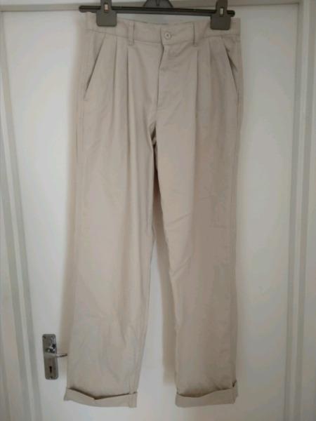 SAVE R200: New Woolworths Men's Pleated Cotton Chino, Regular Fit, Size 76cm.  
