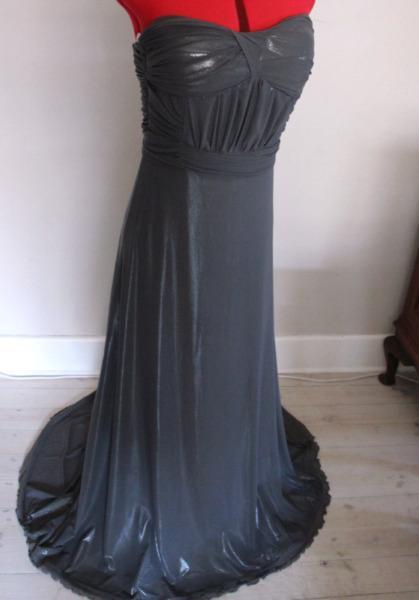 Gunmetal Matric Farewell dress. Size 32. 