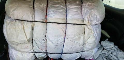 ## Bulk clothing supplier: Bales of 100kg 