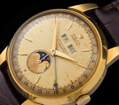 Moon phase watch 