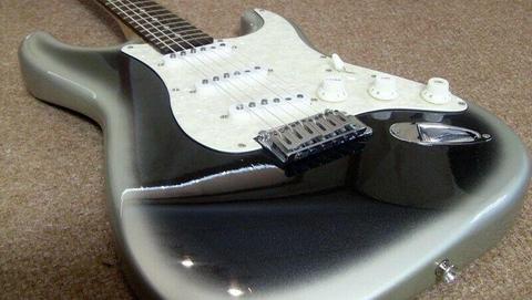 Squier Standard Stratocaster - Limited Edition 