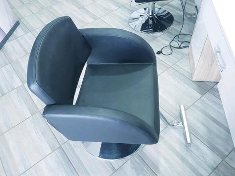 4 x Salon Chairs For Sale 