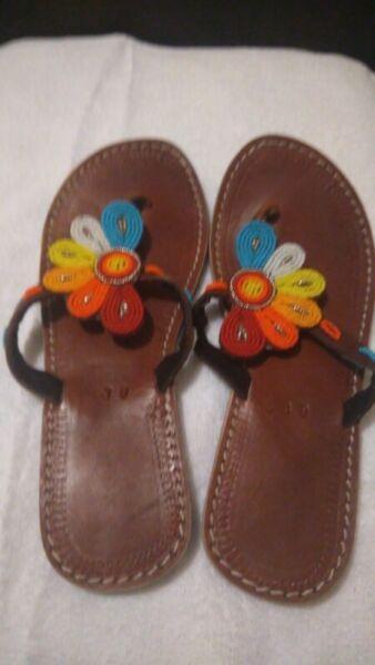Sandals 100% Leather for sale 