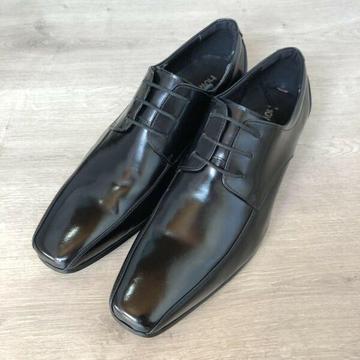 Howard Jones Genuine Leather Dress Shoe Size 42 - brand new  