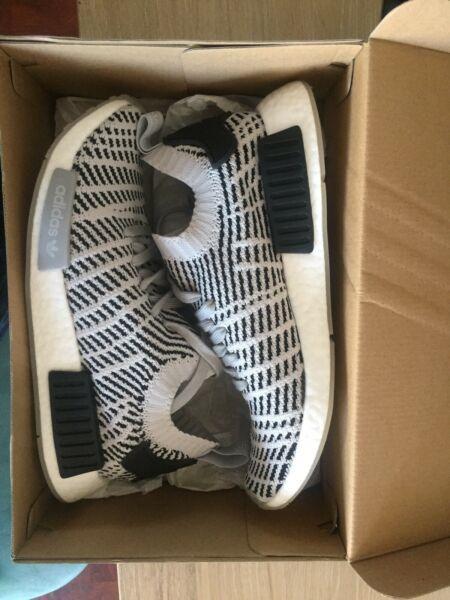 NMD_R1 STLT PK 