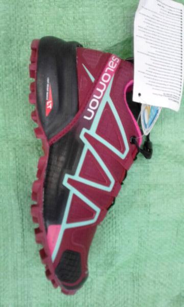 Salomon shoes @ cost R950/ pr  