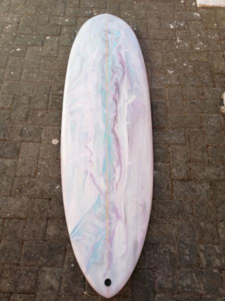 5'7 surfboard  