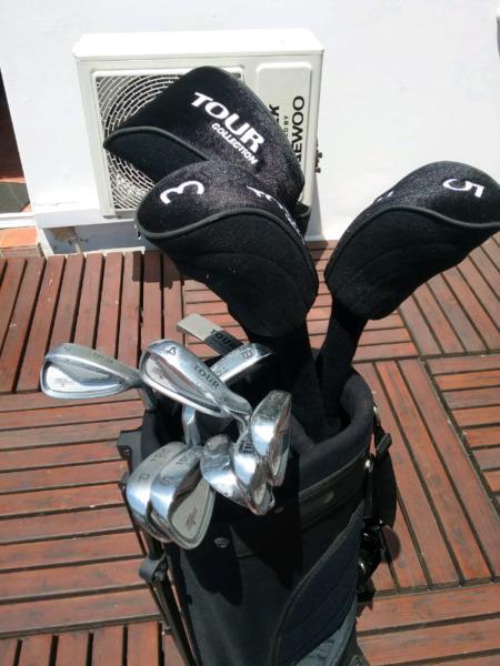 Complete golf set with bag  