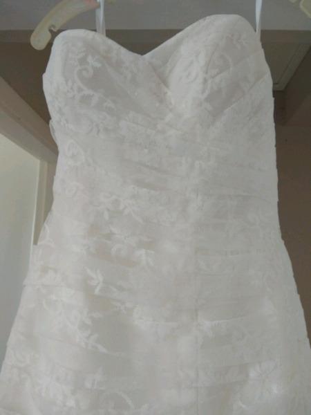 viola chan lace wedding dress 