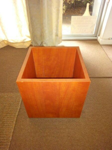 wooden storage box 