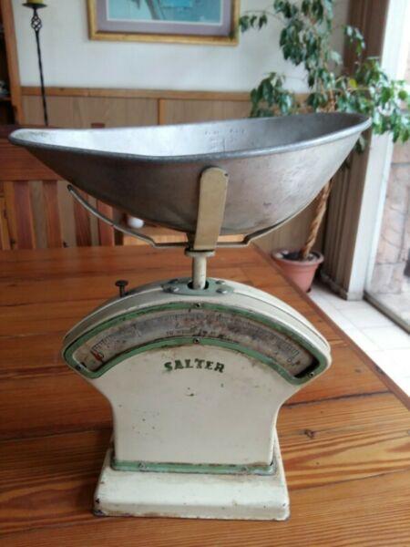 Vintage Salter Scale –R650 
