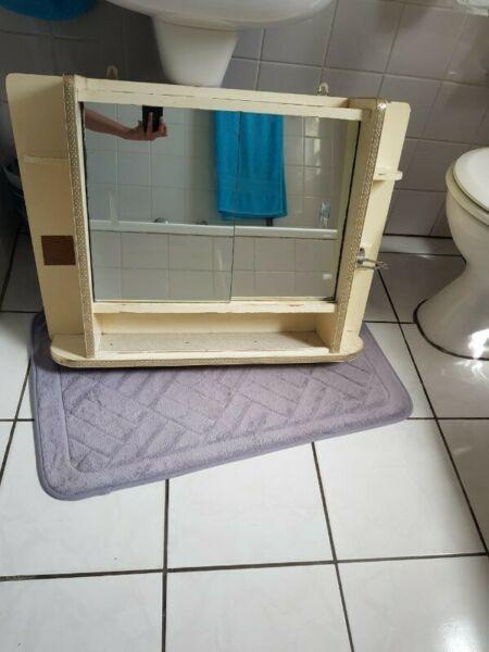 BATHROOM VINTAGE CABINET 