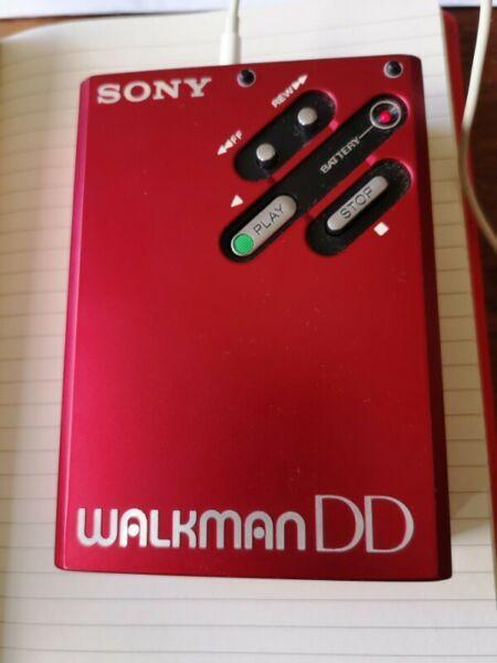 Vintage Sony Walkman DD 