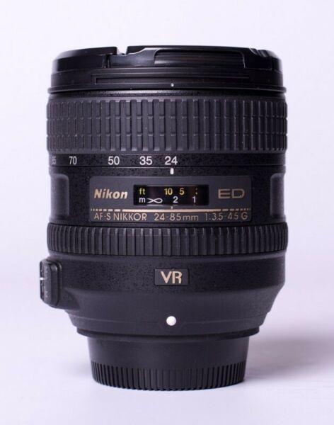 Nikon 24-85mm f/3.5-4.5 VR lens 