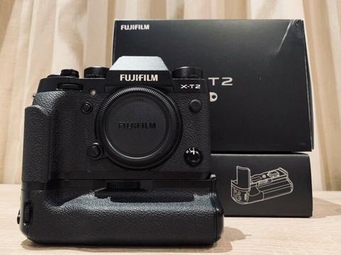 Fujifilm X-T2 with battery grip 