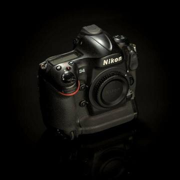 Nikon D4 Professional Camera DSLR Body 