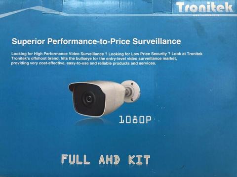 CCTV 8 CHANEL AHD CAMERAS COMPLETE KIT BRAND NEW  
