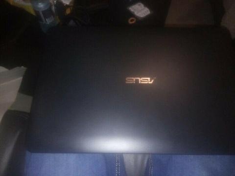 Asus core i3 laptop (not displaying) 