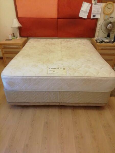Queen size double bed excellent quality 