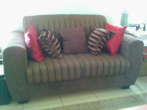 Couch 2 seater 