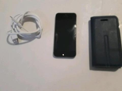 iphone 5s 32g in good condition  