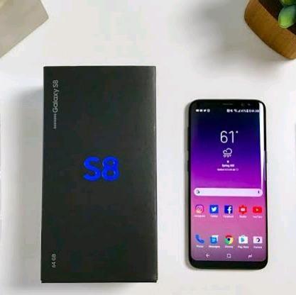 SAMSUNG GALAXY S8 MIDNIGHT BLACK IN THE BOX ( TRADE INS WELCOME) 