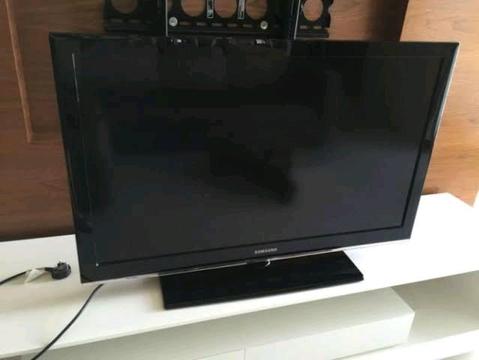 40 inch Samsung full HD tv 