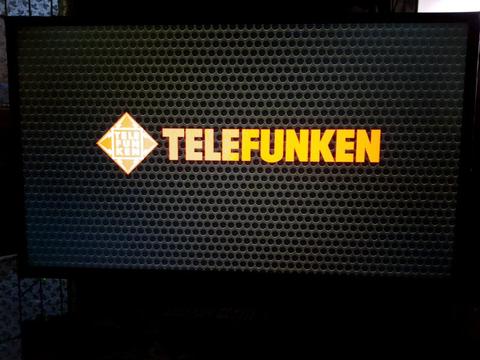 32 inch telefunken TV up for grabs 
