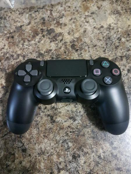 PlayStation 4 DS4 v2 controller  